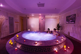 paradise park fun lifestyle hotel