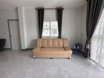 3 bedroom chiang mai house