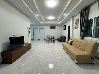 3 bedroom chiang mai house