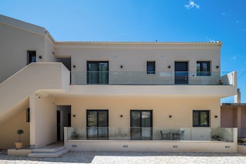 the 7 suites an elegant living in ipsos by konnect