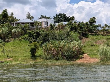 Ineza Guest House,,3 star