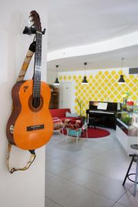 meet gardalake hostel