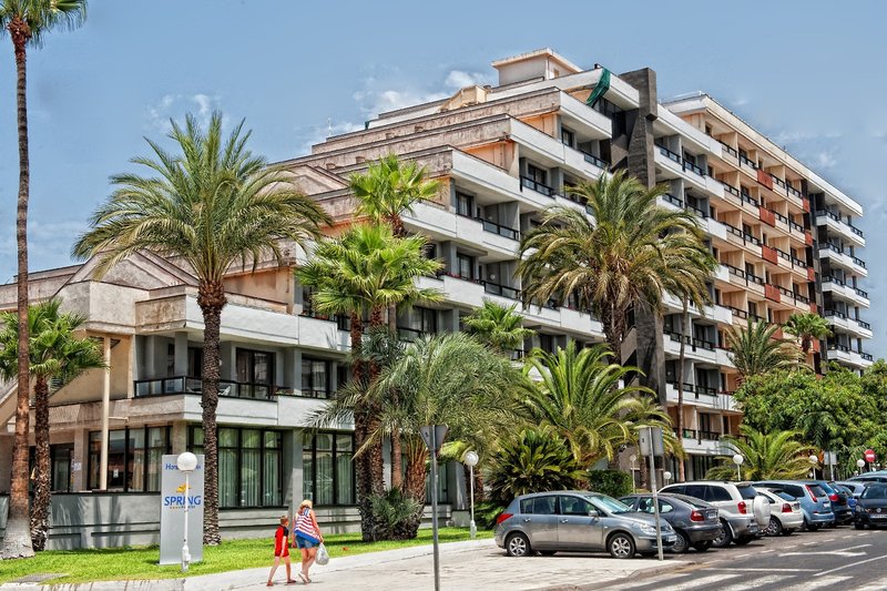 spring hotel bitacora