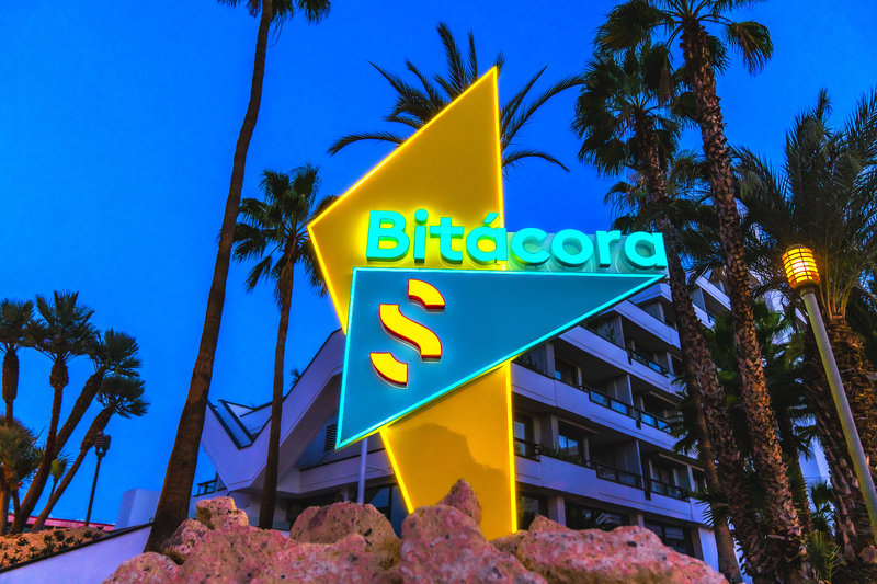 spring hotel bitacora