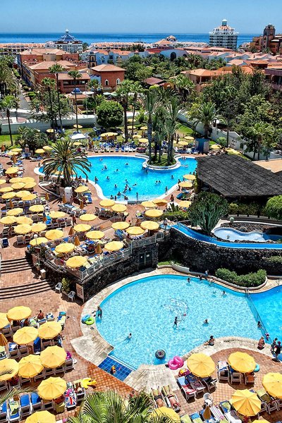 spring hotel bitacora