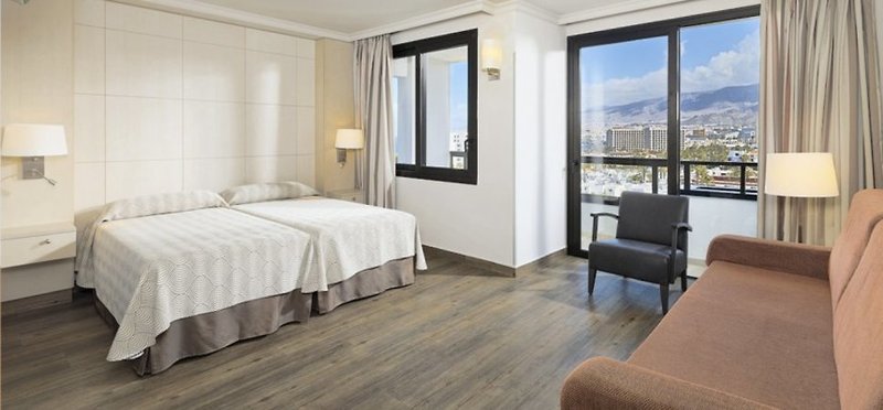 spring hotel bitacora