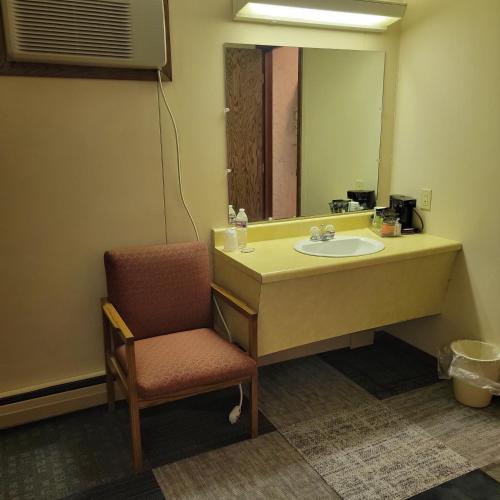 amaris inn