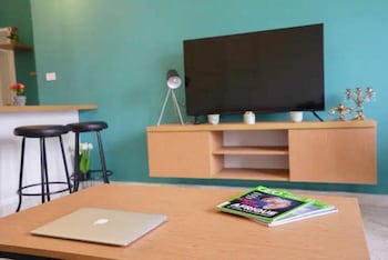 boho studios and apts in mar mikhael