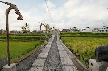 Kubu Cemcem Mesari Private Villas,,4 star