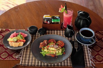 kubu cemcem mesari private villas