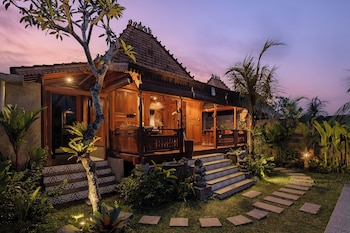kubu cemcem mesari private villas