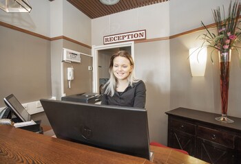 Hotel Raahen Hovi,Kirkkokatu 28,3 star