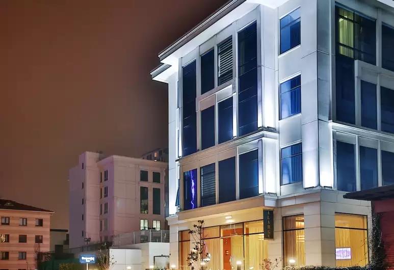 discovery hotel