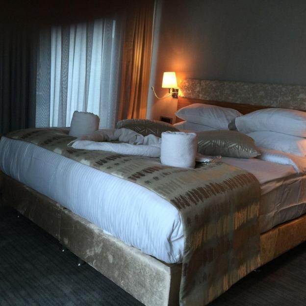 discovery hotel