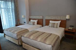 discovery hotel