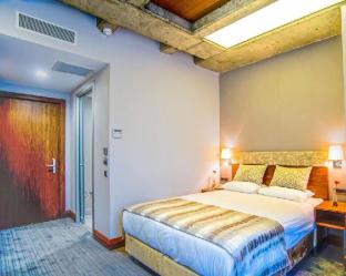 discovery hotel