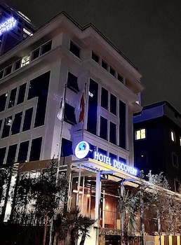 discovery hotel