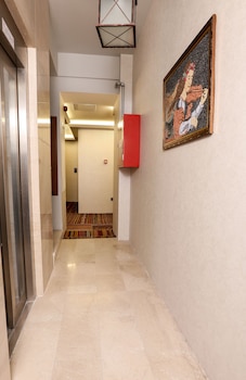 discovery hotel