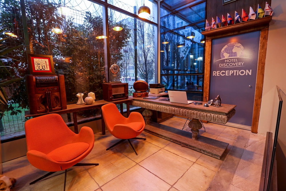 discovery hotel