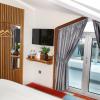 discovery hotel