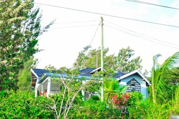 aryana holiday mansionette kisumu