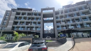 The Diamond Incity Luxury Suites By Cozy,,5 star