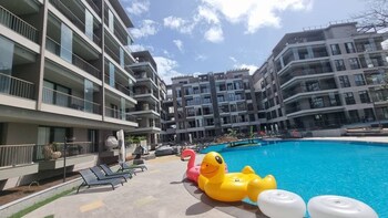 the diamond incity luxury suites by cozy