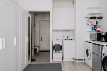 cozy studio in kamppi with perfect location