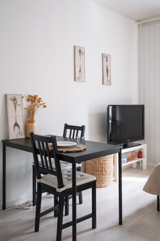 cozy studio in kamppi with perfect location