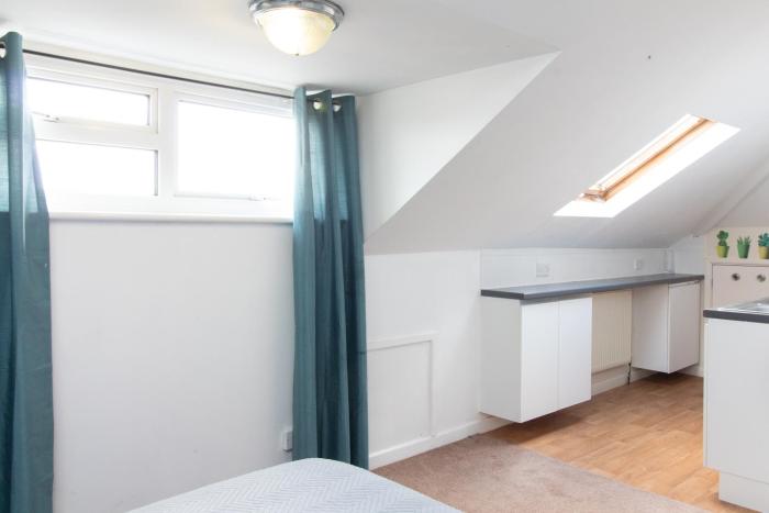 thornbury guest house room 8