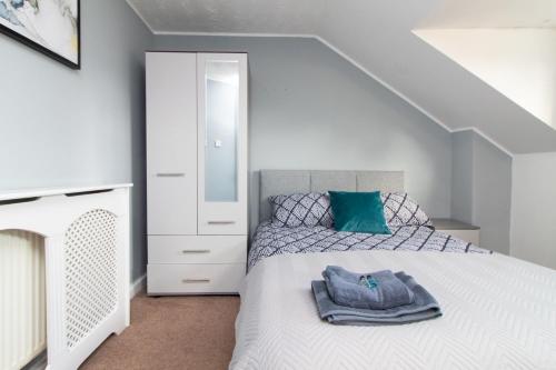 thornbury guest house room 8