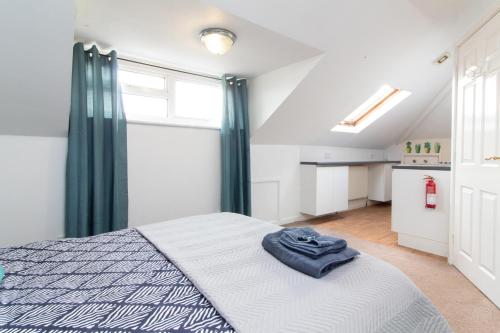 thornbury guest house room 8