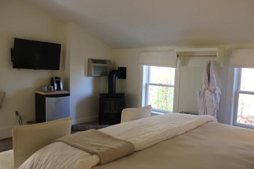 the trident inn