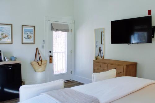 the trident inn