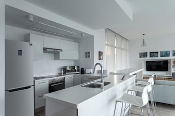 stayr somabay bay life home rentals