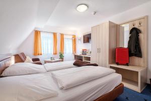 Hotel Rappen Rothenburg Ob Der Tauber,Neusitz>>Ansbach,3 star