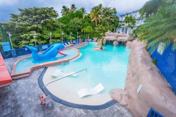 Hotel Vista Azul,,3 star