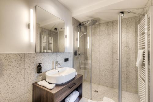 studio 9