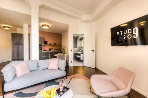 studio 9