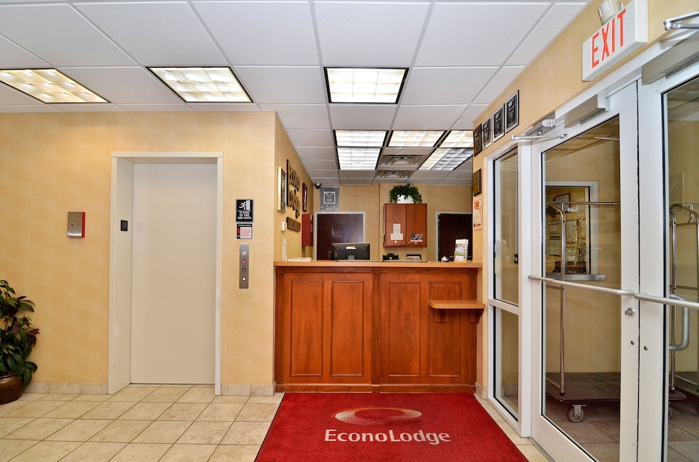 econo lodge