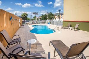 econo lodge