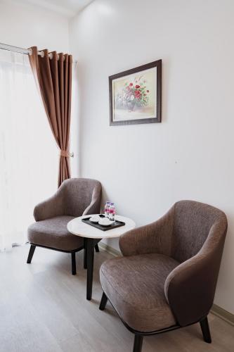 the eastern hotel and apartment