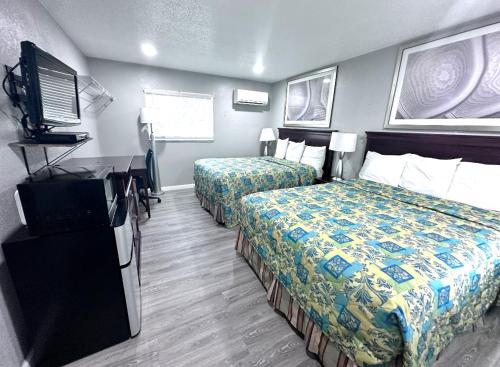 lemon bay motel