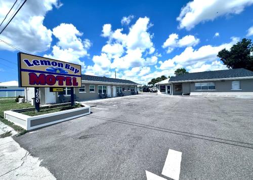 lemon bay motel