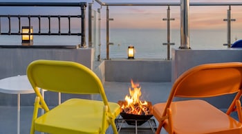 capella oceanview spa resort goseong