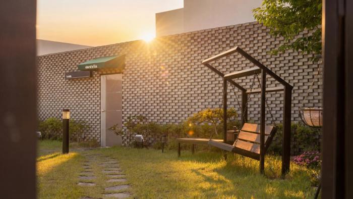 buan cordelia pool villa pension