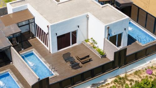 buan cordelia pool villa pension