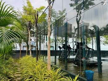 dorsett residence by crystal