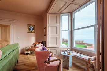 The Beach House Boutique Hotel,,4 star