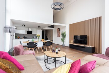 apart loft hotel in karlin